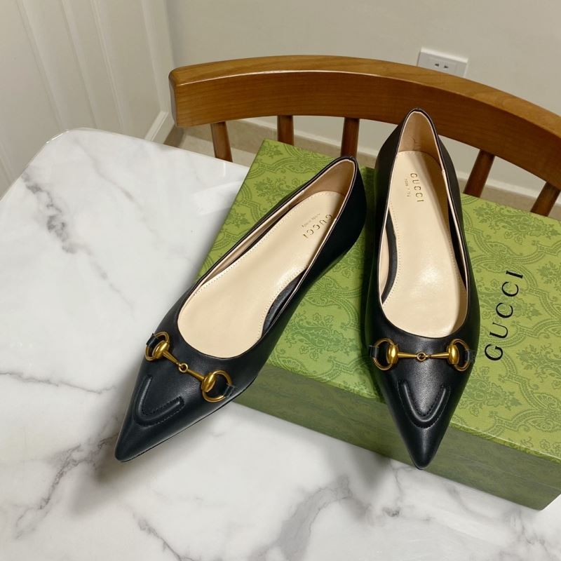 Gucci Flat Shoes